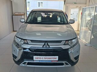 2018 Mitsubishi Outlander III Рестайлинг 2, серебристый, 2024000 рублей, вид 2