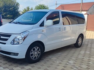 2011 Hyundai Grand Starex I, белый, 1350000 рублей, вид 1