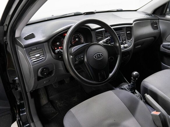 2011 Kia Rio II Рестайлинг, чёрный, 540000 рублей - вид 8