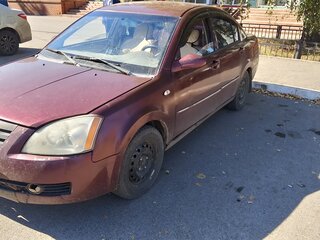 2009 Vortex Estina I, красный, 215000 рублей, вид 2