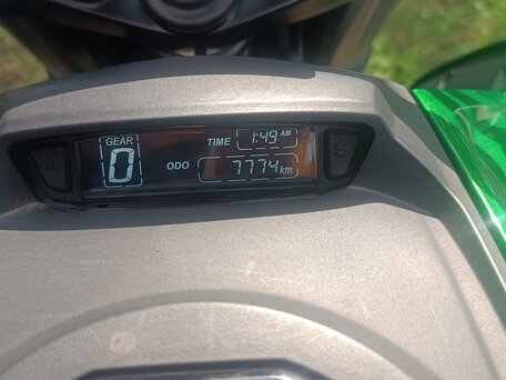 2021 Bajaj Dominar 400, зелёный, 390000 рублей, вид 3
