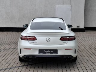 2021 Mercedes-Benz E-Класс AMG 53 AMG V (W213) Рестайлинг, белый, 5499000 рублей, вид 4