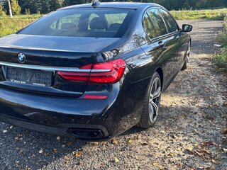 2017 BMW 7 серии 730d xDrive VI (G11/G12), чёрный, 4500000 рублей, вид 5