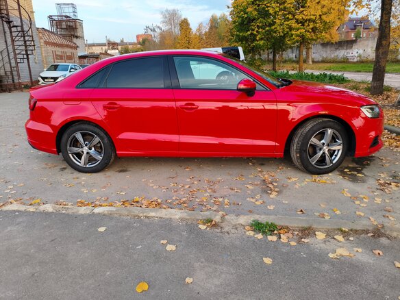 2016 Audi A3 III (8V) Рестайлинг, красный, 1850000 рублей - вид 5