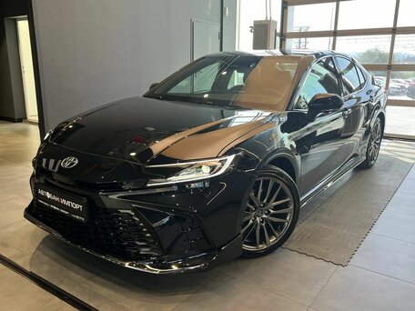 Toyota Camry IX (XV80) China Market