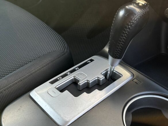2009 Kia Sorento II, серый - вид 16
