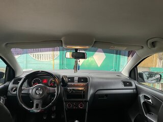 2011 Volkswagen Polo V, чёрный, 630000 рублей, вид 5