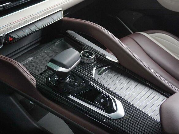2023 Geely Monjaro I, серебристый - вид 21