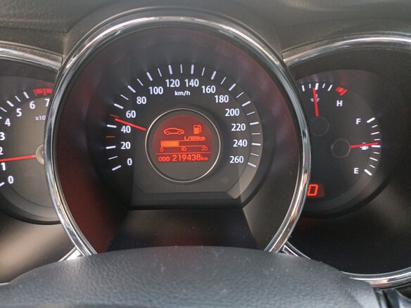 2011 Kia Optima III, серый, 850000 рублей - вид 12