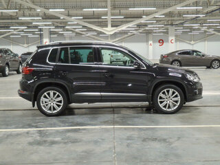 2014 Volkswagen Tiguan I Рестайлинг, чёрный, 1439000 рублей, вид 4