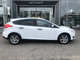 2015 Ford Focus III Рестайлинг, белый, 890000 рублей, вид 4