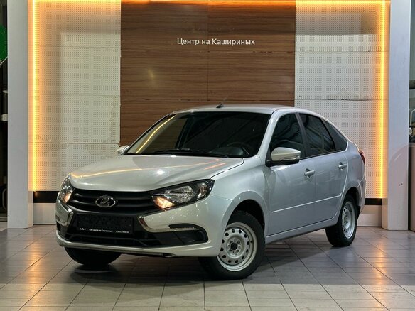 2024 Lada (ВАЗ) Granta I Рестайлинг, белый, 800000 рублей