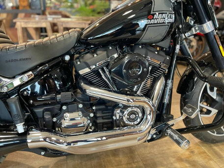 2021 Harley-Davidson Sport Glide, чёрный, 2350000 рублей, вид 5