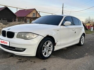 2010 BMW 1 серии 116i I (E81/E82/E87/E88) Рестайлинг, белый, 500000 рублей, вид 1