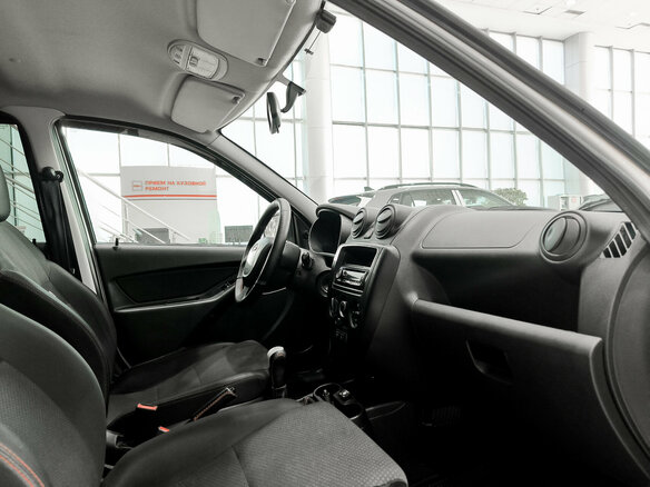 2016 Lada (ВАЗ) Granta Sport I, белый, 399000 рублей - вид 10