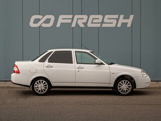 2015 Lada (ВАЗ) Priora I Рестайлинг, белый, 745000 рублей, вид 5