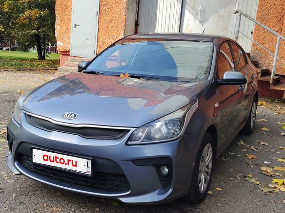 2017 Kia Rio IV, серый, 1125000 рублей - вид 1
