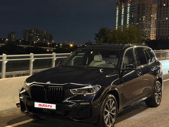 2019 BMW X5 30d IV (G05/G18), чёрный, 5800000 рублей - вид 1