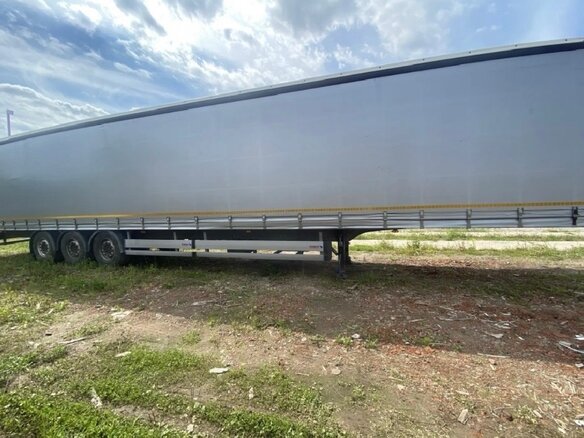 2021 Schmitz Cargobull 9084, серебристый, 3450000 рублей - вид 3