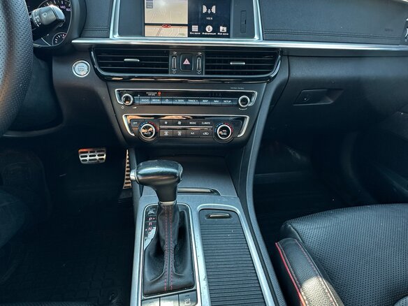 2019 Kia Optima IV Рестайлинг, чёрный, 1950000 рублей - вид 7