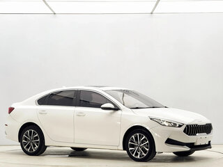 2022 Kia K3 II (China Market), белый, 1370000 рублей, вид 3