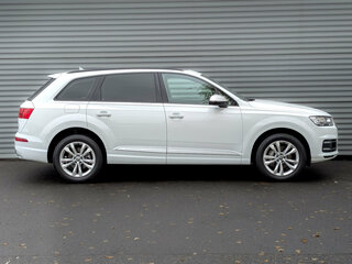 2019 Audi Q7 II (4M), белый, 4235000 рублей, вид 4
