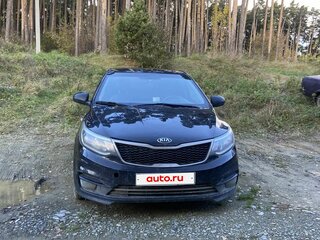 2015 Kia Rio III Рестайлинг, чёрный, 500000 рублей, вид 1