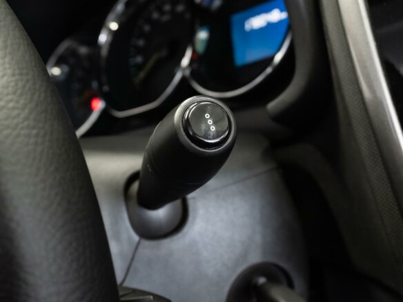 2015 Renault Logan II, серый, 734000 рублей - вид 18