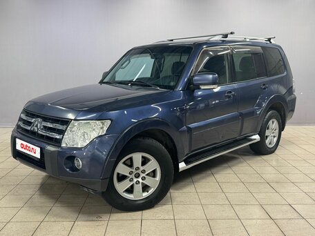 Mitsubishi Pajero IV