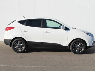 2014 Hyundai ix35 I Рестайлинг, белый, 1190000 рублей, вид 4