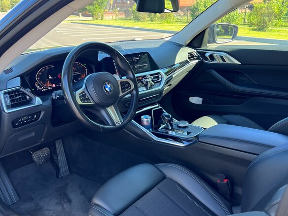 2020 BMW 4 серии 420i G22, G23, G26, серый, 4250000 рублей - вид 5