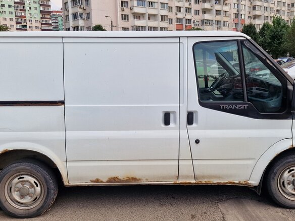 2010 Ford Transit, белый, 700000 рублей - вид 3