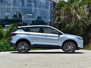 2026 Geely Coolray (Binyue L) I Рестайлинг 2, белый, 1936000 рублей, вид 4