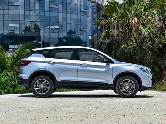 2026 Geely Coolray (Binyue L) I Рестайлинг 2, белый, 1936000 рублей - вид 3
