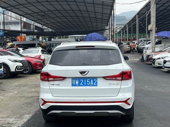 2023 Jetta VS7 I Рестайлинг 1, белый - вид 4