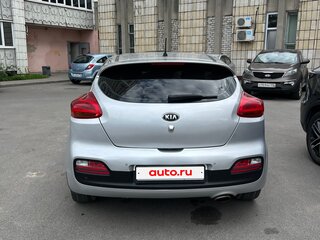 2015 Kia Ceed II, серебристый, 980000 рублей, вид 3