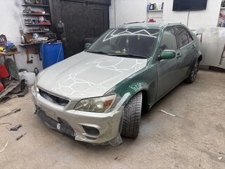 1998 Toyota Altezza, зелёный, 500000 рублей, вид 1