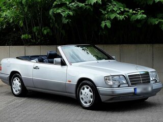 1994 Mercedes-Benz E-Класс 320 4-speed I (W124), серебристый, 5070000 рублей, вид 1
