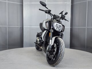 2019 Ducati Diavel 1260, серый, 1629000 рублей, вид 3