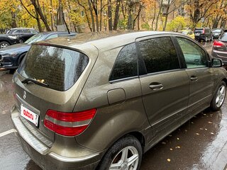2011 Mercedes-Benz B-Класс 180 I (W245) Рестайлинг, коричневый, 850000 рублей, вид 3