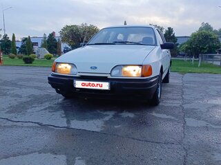 1988 Ford Sierra I Рестайлинг, белый, 70000 рублей, вид 2