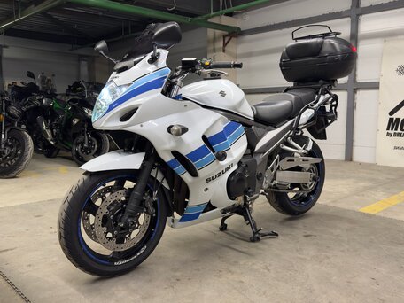 2012 Suzuki GSX 1250 FA, белый, 715000 рублей, вид 3