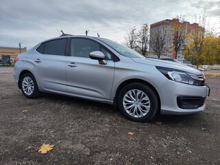 2017 Citroen C4 II Рестайлинг, серебристый, 1330000 рублей, вид 3