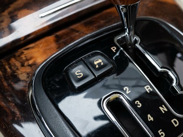 2003 Jaguar XJ III (X350/X358), чёрный, 2065000 рублей - вид 24