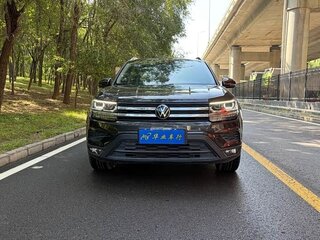 2023 Volkswagen Tharu I, серый, 1500000 рублей, вид 2