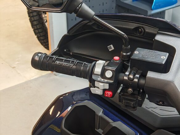 2026 Loncin XWolf 1000, синий, 1259000 рублей - вид 19