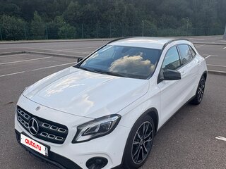 2019 Mercedes-Benz GLA 200 I (X156) Рестайлинг, белый, 2490000 рублей, вид 1