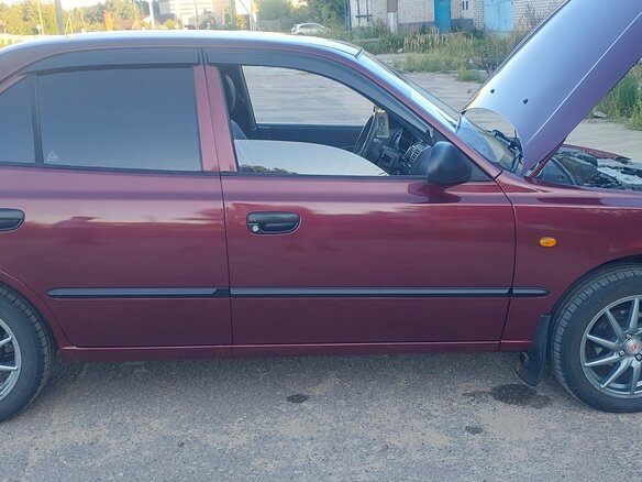 2011 Hyundai Accent ТагАЗ II, красный, 500000 рублей - вид 1