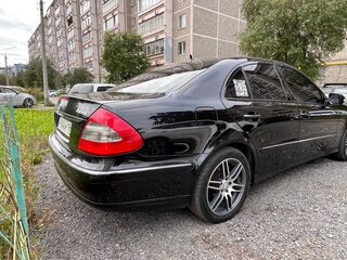2006 Mercedes-Benz E-Класс 280 III (W211, S211) Рестайлинг, чёрный, 1400000 рублей, вид 4