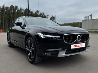 2019 Volvo V90 Cross Country I, чёрный, 4270000 рублей, вид 4